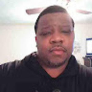 Meet your Posher, Derrick